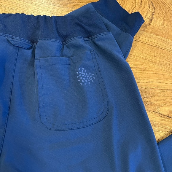 HEARTSOUL SCRUB BOTTOMS JOGGER S-Petite - Picture 4 of 6